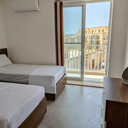 Brand New Ta' Cenc Appartement